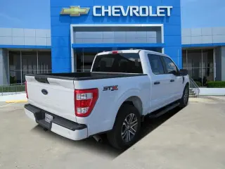 Ford F-150 2022 4x2 XL 4dr SuperCrew 5.5 ft. SB