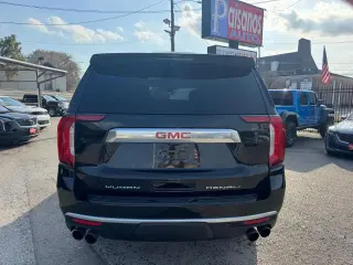 2021 GMC Yukon Denali 2WD