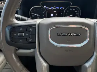 2021 GMC Yukon Denali 2WD