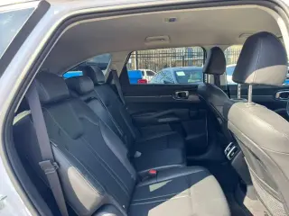 2024 Kia Sorento S 2WD