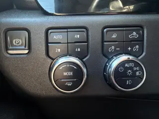 2022 GMC Sierra 1500 SLT Crew Cab 4WD