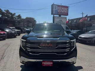 2022 GMC Sierra 1500 SLT Crew Cab 4WD