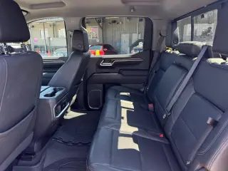 2023 GMC Sierra 1500 SLT Crew Cab 4WD