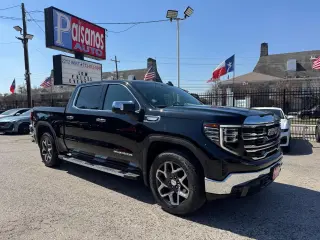 2023 GMC Sierra 1500 SLT Crew Cab 4WD