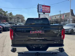 2023 GMC Sierra 1500 SLT Crew Cab 4WD