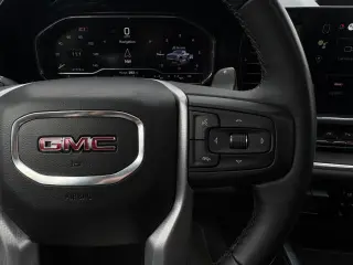 2024 GMC Sierra 1500 SLT Crew Cab 4WD