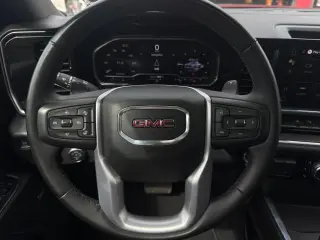 2024 GMC Sierra 1500 SLT Crew Cab 4WD