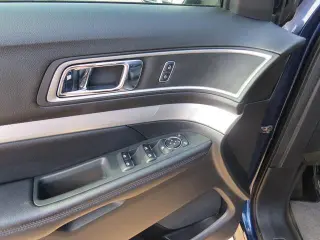 Ford Explorer 2017 AWD XLT 4dr SUV