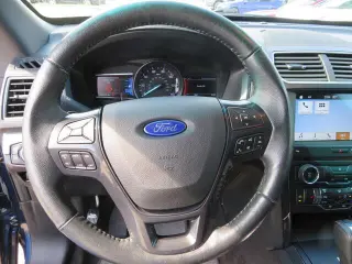 Ford Explorer 2017 AWD XLT 4dr SUV