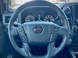 2021 Nissan Titan Platinum Reserve Crew Cab 4WD