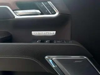 2023 GMC Sierra 1500 Denali Crew Cab Short Box 4WD