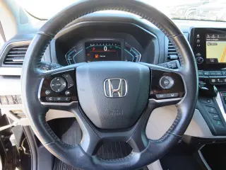 Honda Odyssey 2019 Touring 4dr Mini-Van