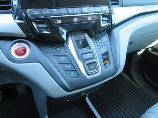Honda Odyssey 2019 Touring 4dr Mini-Van
