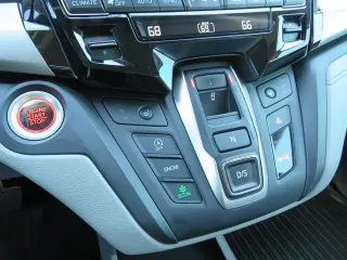 Honda Odyssey 2019 Touring 4dr Mini-Van