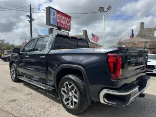 2023 GMC Sierra 1500 SLT Crew Cab 4WD