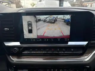 2022 Chevrolet Silverado 1500 RST Crew Cab 4WD