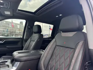 2022 Chevrolet Silverado 1500 RST Crew Cab 4WD