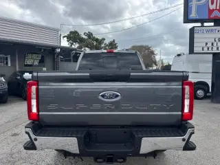 2022 Ford F-250 SD XL Crew Cab 4WD