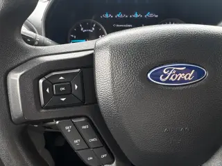 2022 Ford F-250 SD XL Crew Cab 4WD