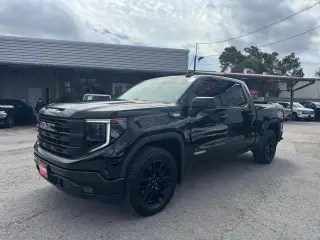 2023 GMC Sierra 1500 Elevation Crew Cab 4WD