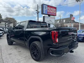 2023 GMC Sierra 1500 Elevation Crew Cab 4WD