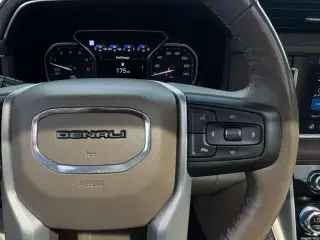 2021 GMC Yukon XL Denali 2WD