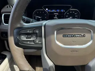 2021 GMC Yukon XL Denali 2WD