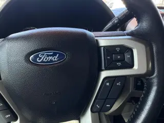 2019 Ford F-250 SD Lariat