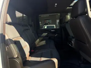 2020 GMC Sierra 2500HD Denali Crew Cab 4WD