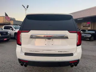 2021 GMC Yukon XL Denali 2WD