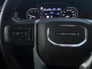 2021 GMC Yukon XL Denali 2WD