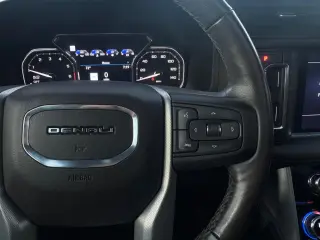 2021 GMC Yukon XL Denali 2WD
