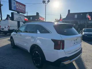 2024 Kia Sorento S 2WD