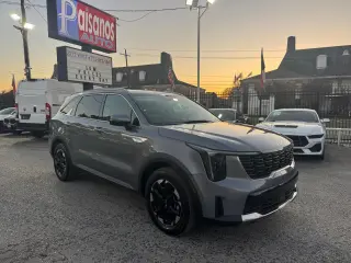2024 Kia Sorento S 2WD