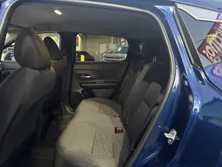 2025 Nissan Kicks SV 4WD