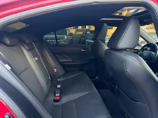 2022 Lexus IS 300 RWD