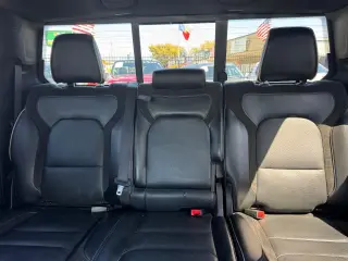 2022 RAM 1500 Laramie Crew Cab SWB 4WD