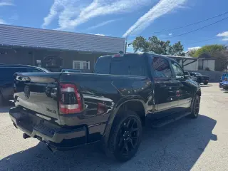 2022 RAM 1500 Laramie Crew Cab SWB 4WD