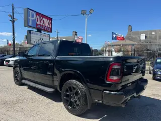 2022 RAM 1500 Laramie Crew Cab SWB 4WD