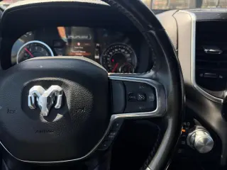 2022 RAM 1500 Laramie Crew Cab SWB 4WD