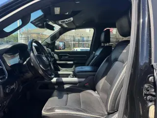 2022 RAM 1500 Laramie Crew Cab SWB 4WD