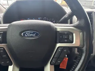 2021 Ford F-250 SD Lariat