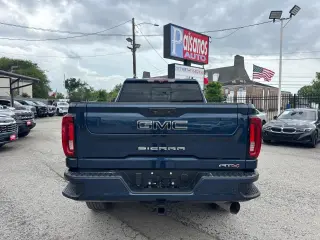 2020 GMC Sierra 2500HD AT4 Crew Cab Long Box 4WD