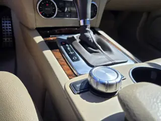 Mercedes-Benz C-Class 2013 AWD C 300 Luxury 4MATIC 4dr Sedan