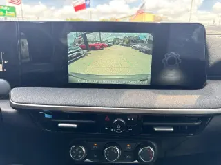 2025 Nissan Kicks SV 4WD