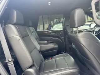 2022 Cadillac Escalade Luxury 4WD