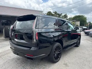 2022 Cadillac Escalade Luxury 4WD