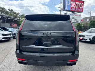 2022 Cadillac Escalade Luxury 4WD