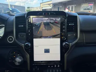 2022 RAM 1500 Laramie Crew Cab SWB 4WD