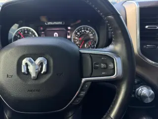 2022 RAM 1500 Big Horn Crew Cab SWB 4WD